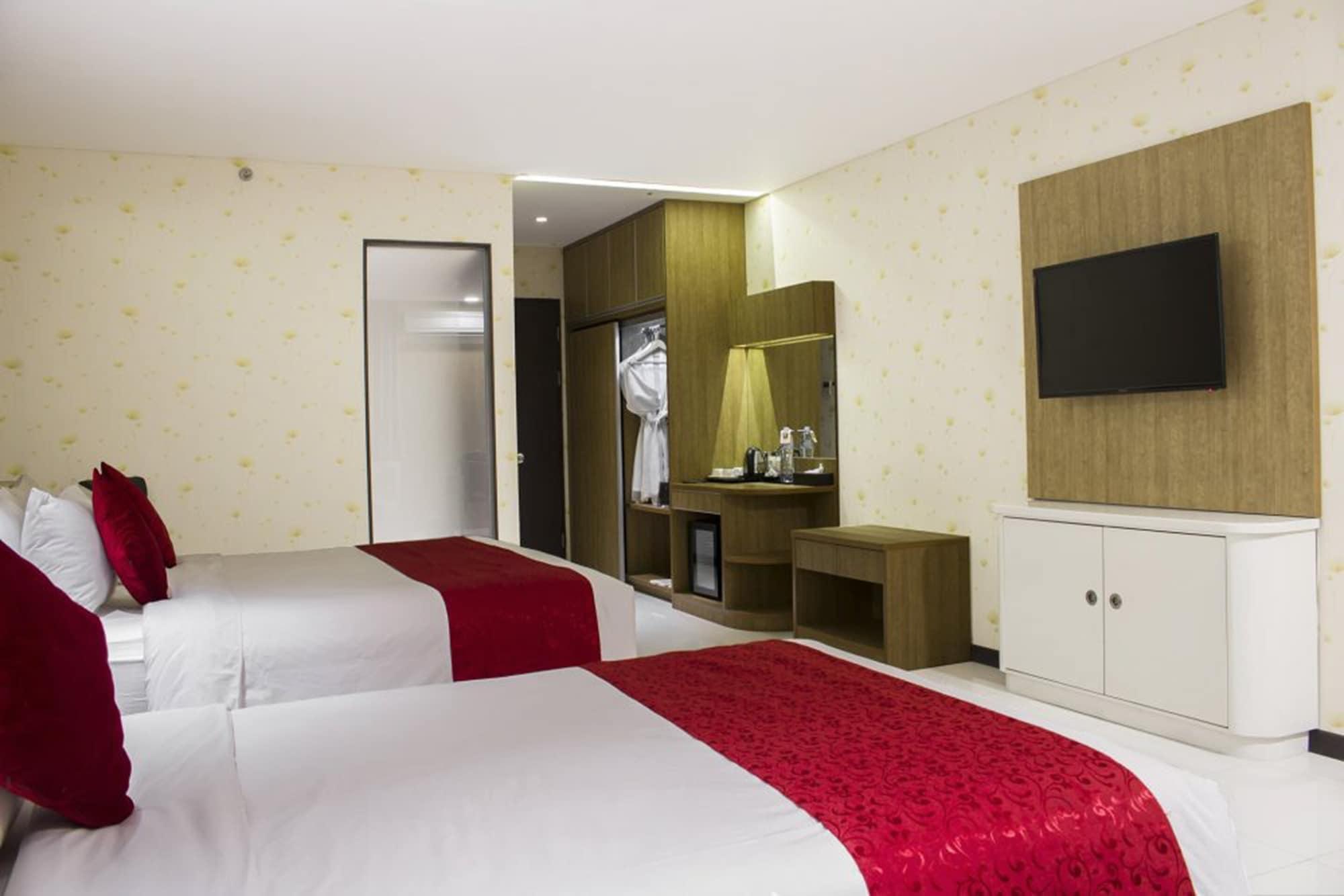 West Point Hotel Bandung Luaran gambar