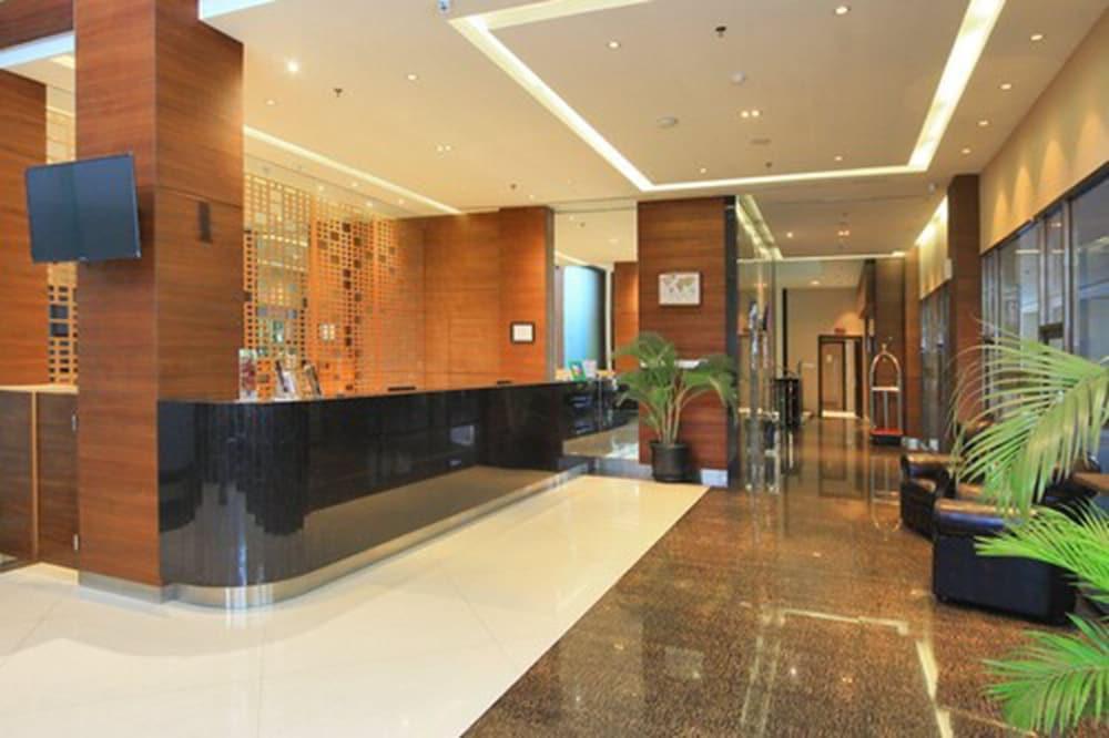 West Point Hotel Bandung Luaran gambar