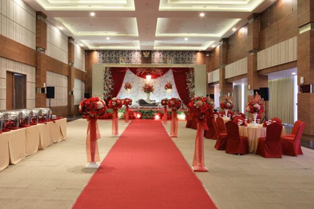 West Point Hotel Bandung Luaran gambar
