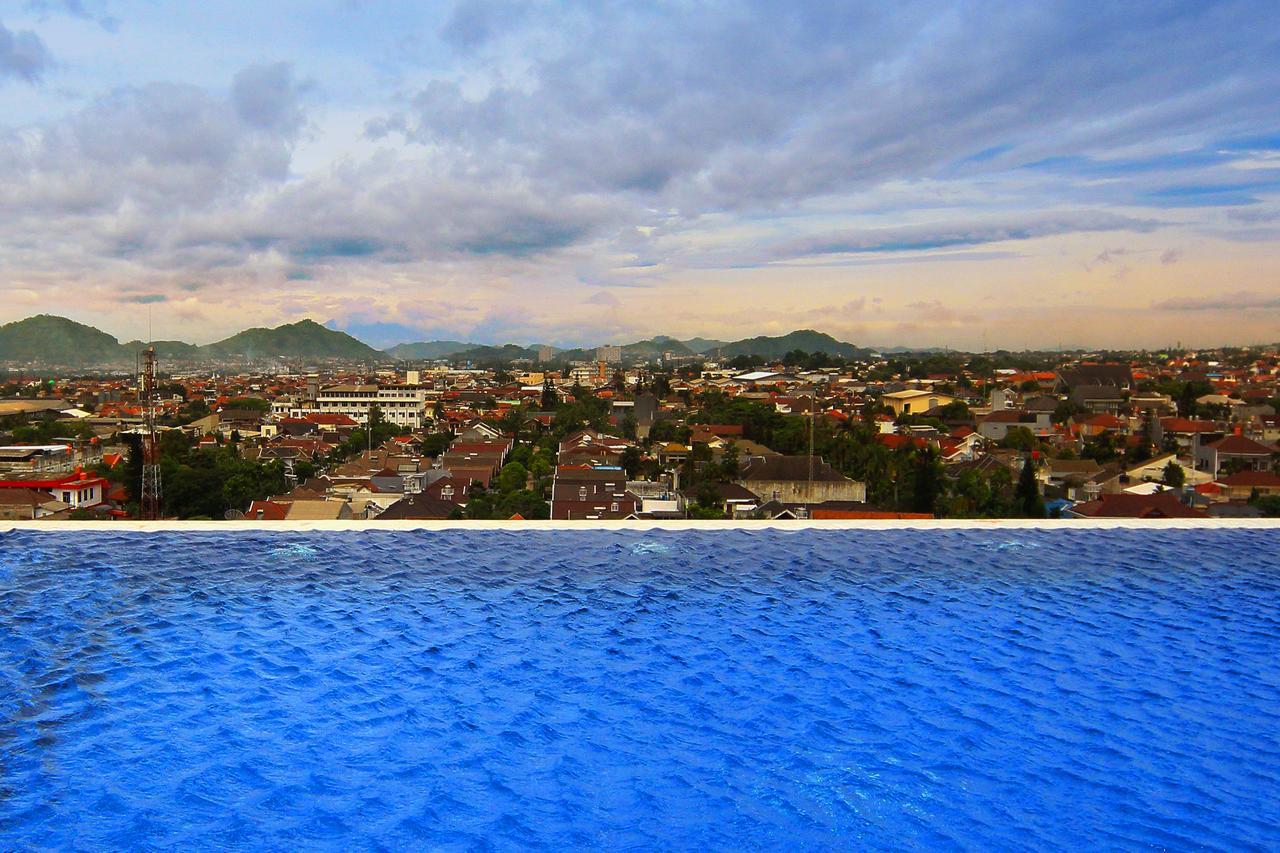 West Point Hotel Bandung Luaran gambar